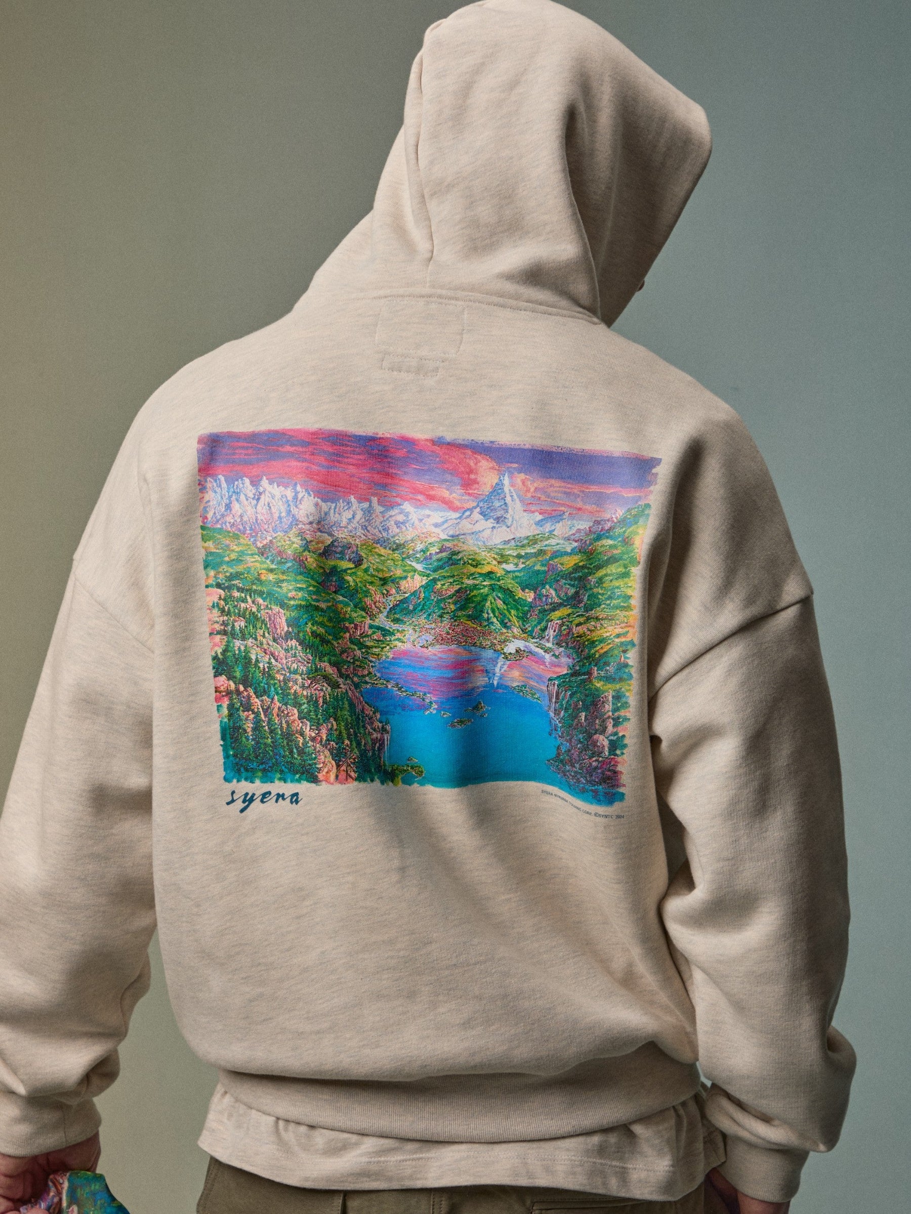 Souvenir Hoodie Syera Region Oatmeal